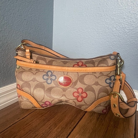 COACH FLORAL SIGNATURE bag shoulder crossbody buckle strap vintage y2k limited - Picture 13 of 16